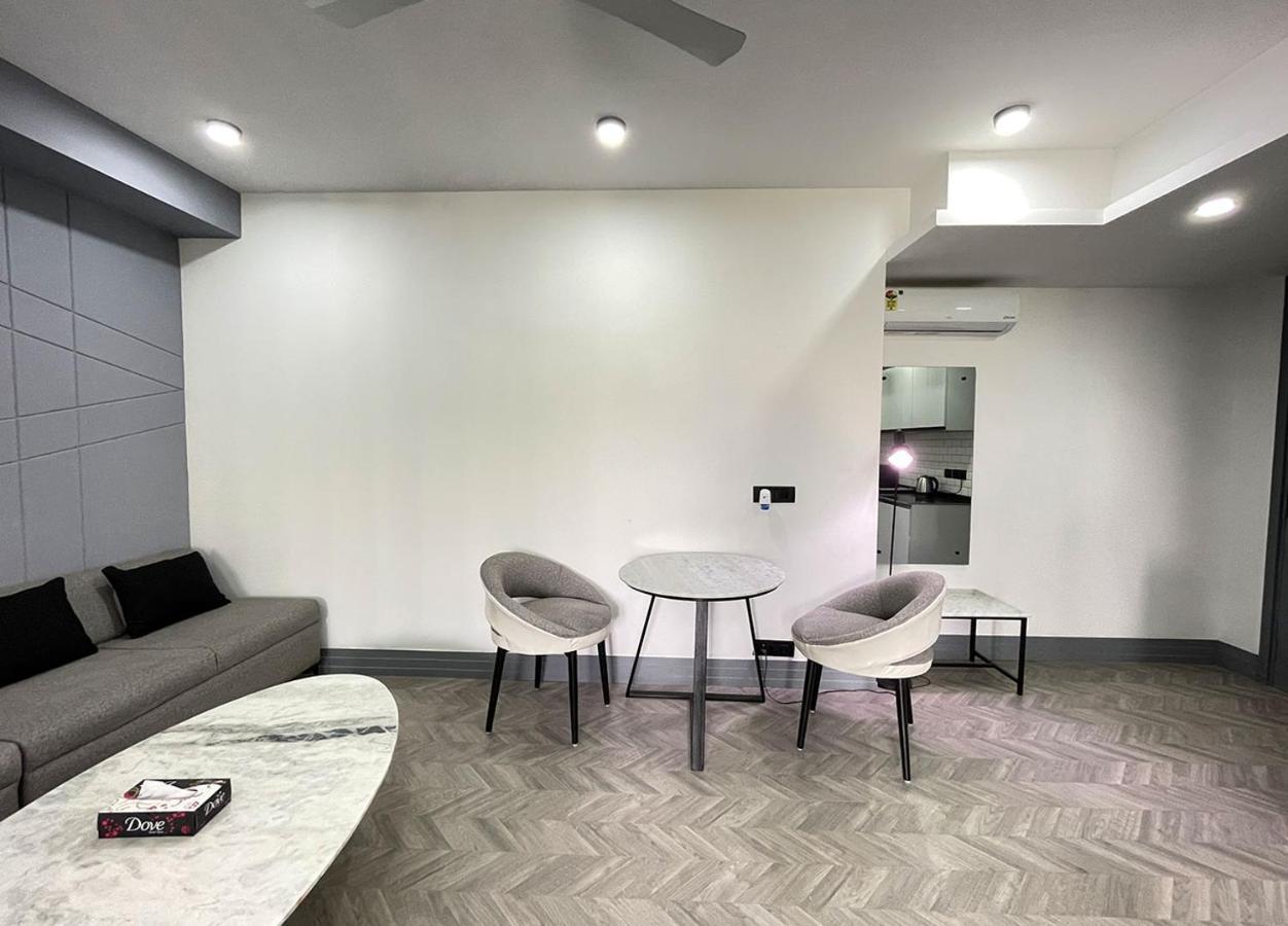 Bedchambers Serviced Apartments, Mg Road Gurgáon Kültér fotó