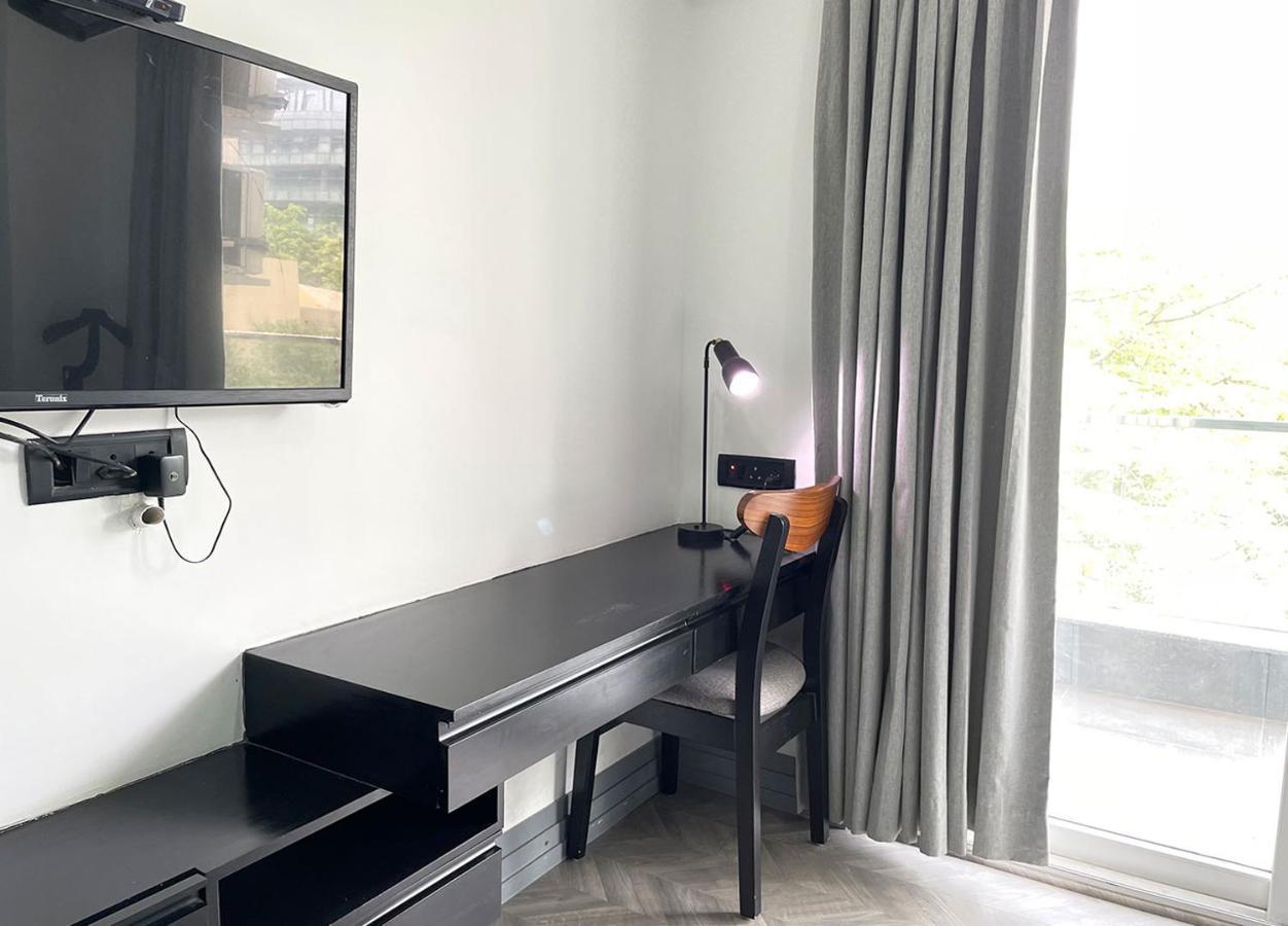 Bedchambers Serviced Apartments, Mg Road Gurgáon Kültér fotó