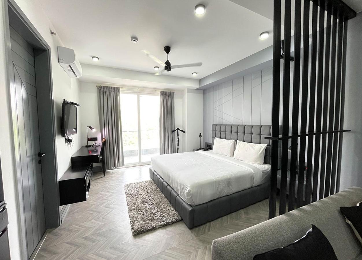 Bedchambers Serviced Apartments, Mg Road Gurgáon Kültér fotó