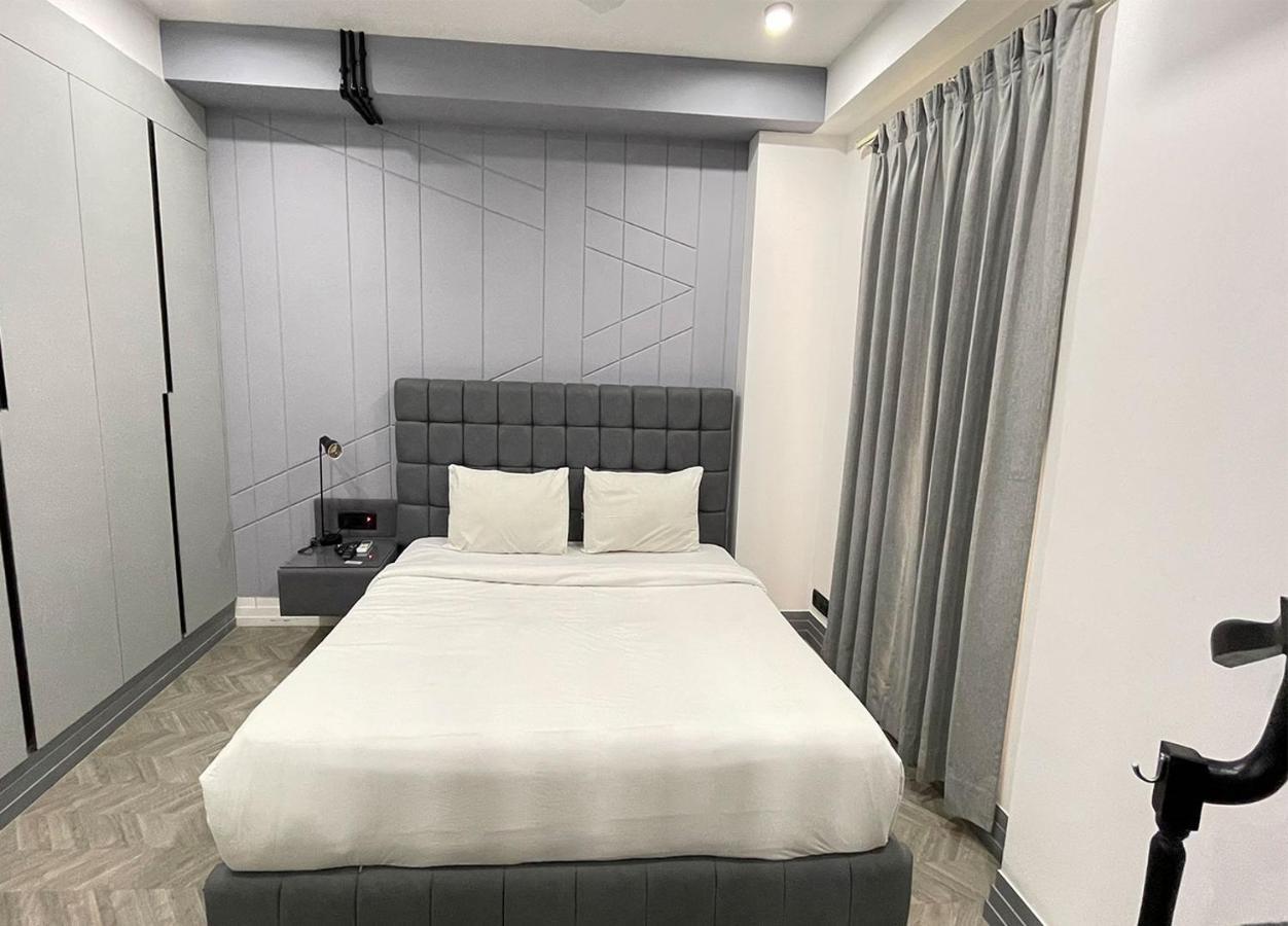 Bedchambers Serviced Apartments, Mg Road Gurgáon Kültér fotó