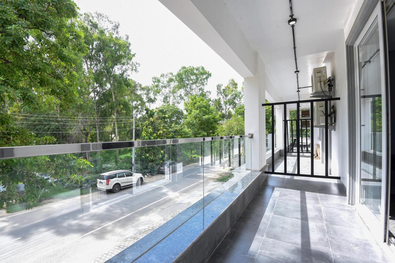 Bedchambers Serviced Apartments, Mg Road Gurgáon Kültér fotó