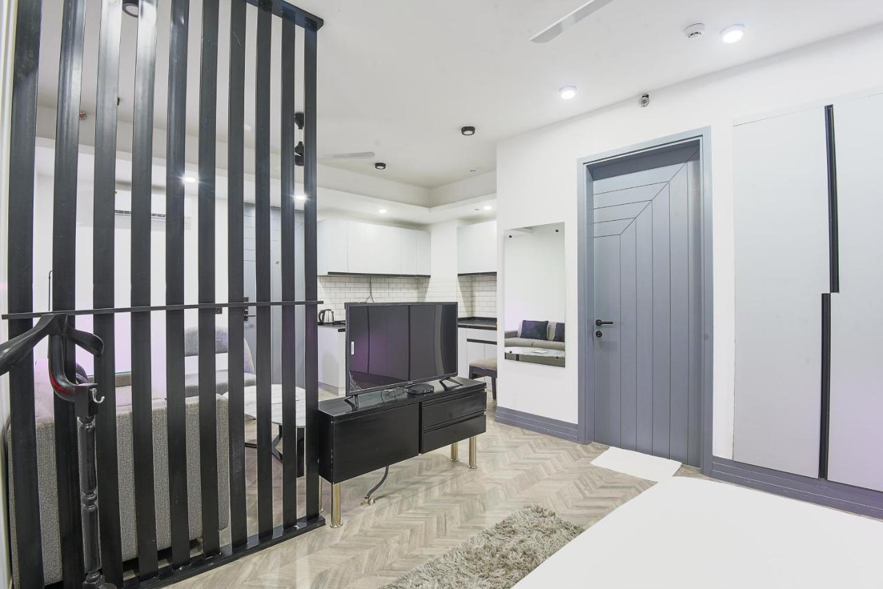 Bedchambers Serviced Apartments, Mg Road Gurgáon Kültér fotó