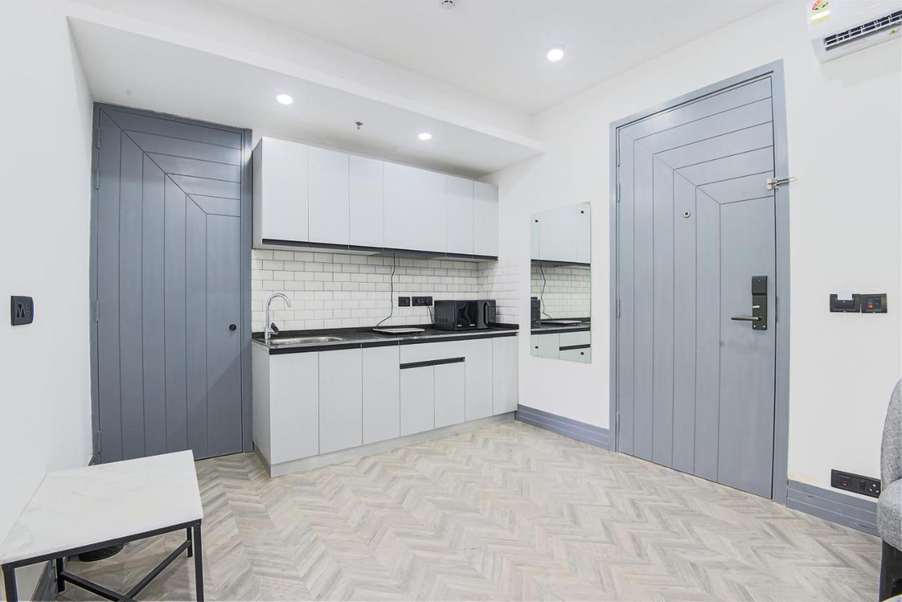 Bedchambers Serviced Apartments, Mg Road Gurgáon Kültér fotó