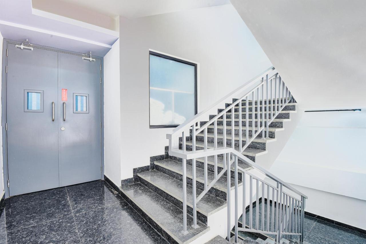 Bedchambers Serviced Apartments, Mg Road Gurgáon Kültér fotó