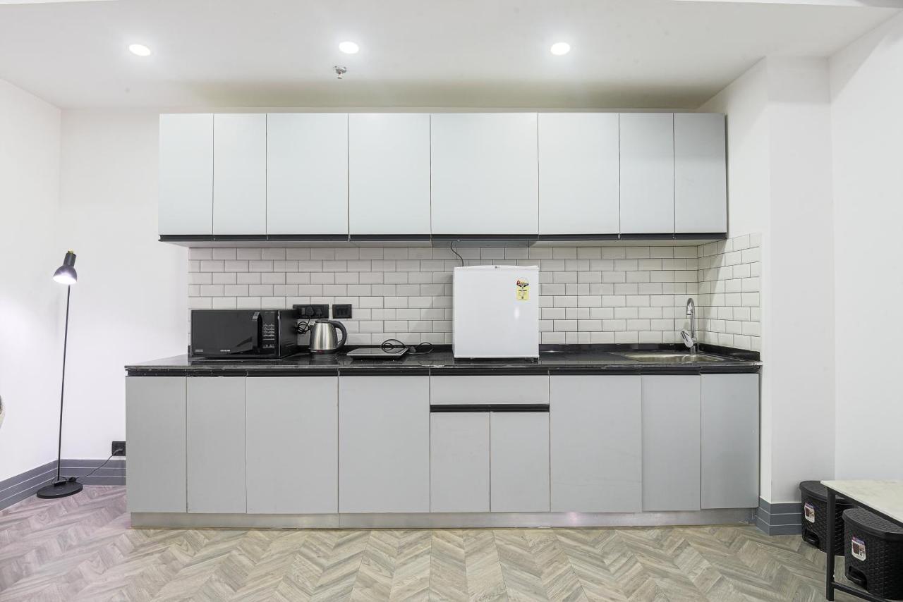 Bedchambers Serviced Apartments, Mg Road Gurgáon Kültér fotó