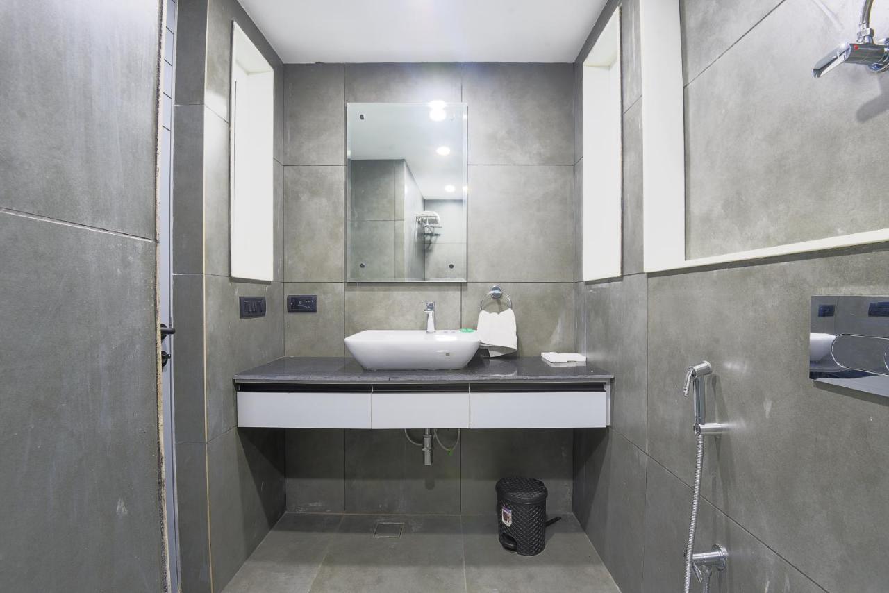 Bedchambers Serviced Apartments, Mg Road Gurgáon Kültér fotó