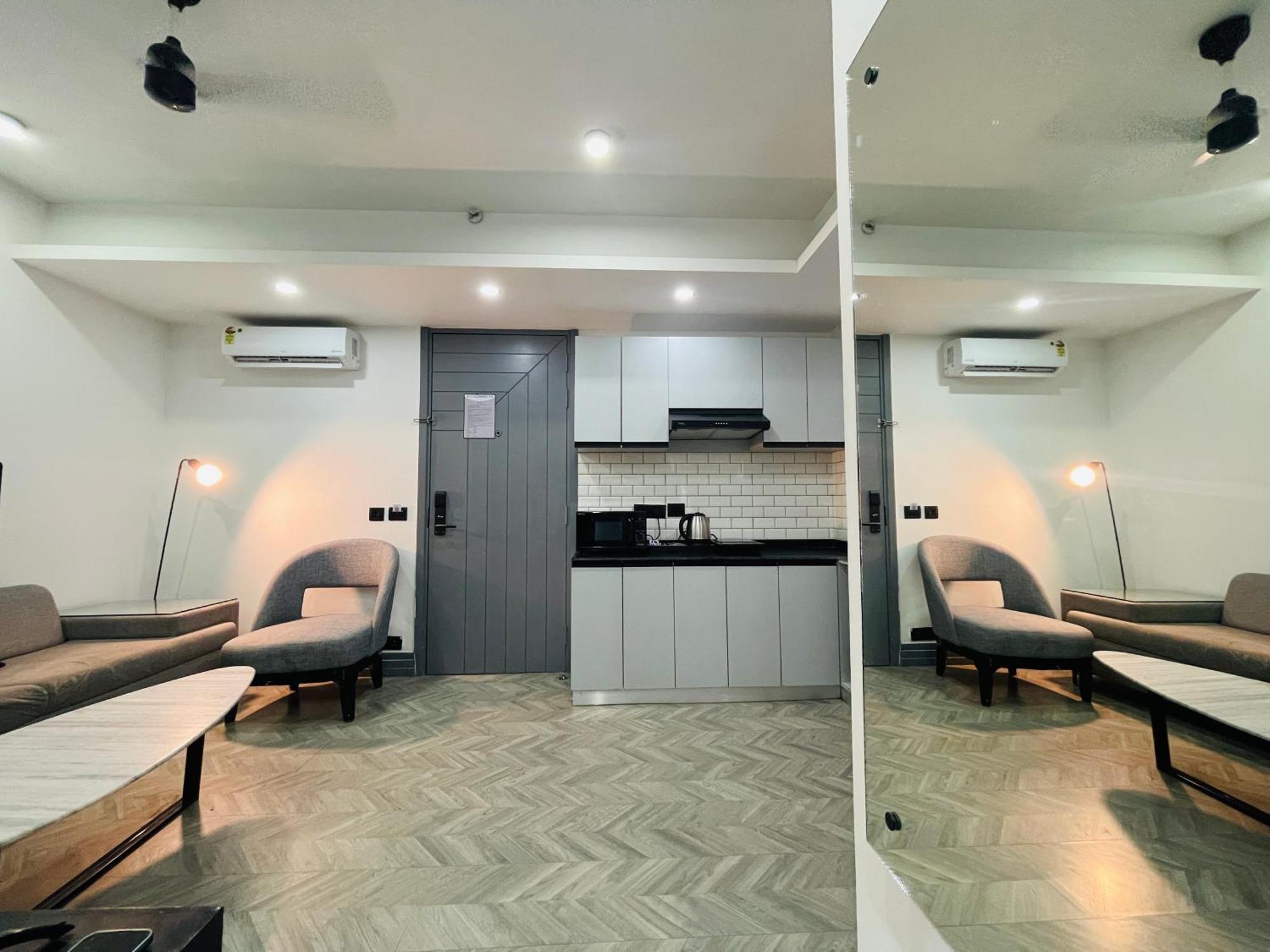 Bedchambers Serviced Apartments, Mg Road Gurgáon Kültér fotó