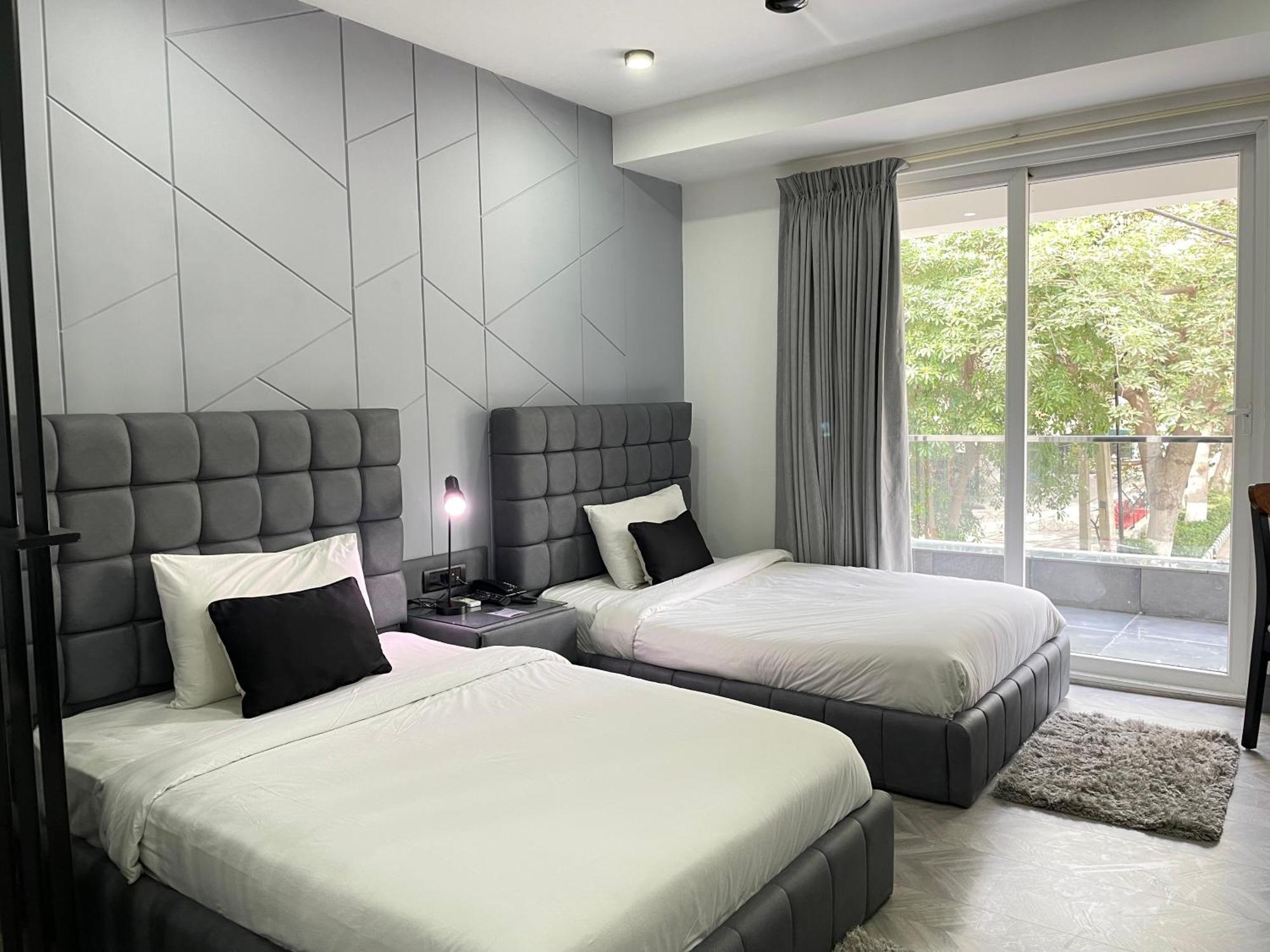 Bedchambers Serviced Apartments, Mg Road Gurgáon Kültér fotó
